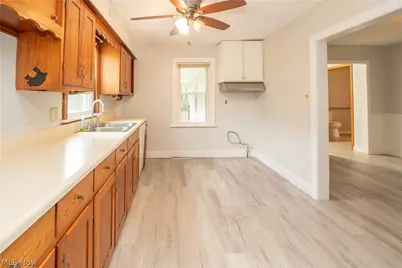 2491 Perry Drive SW, Canton, OH 44706 - Photo 11