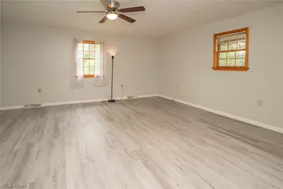 2491 Perry Drive SW, Canton, OH 44706 - Photo 19
