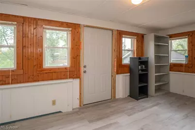 2491 Perry Drive SW, Canton, OH 44706 - Photo 17