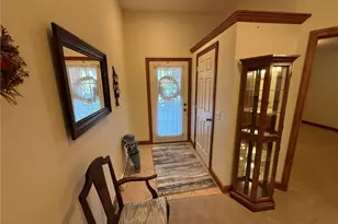 1152 Pine Bluff Dr NE, New Philadelphia, OH 44663 - Photo 3