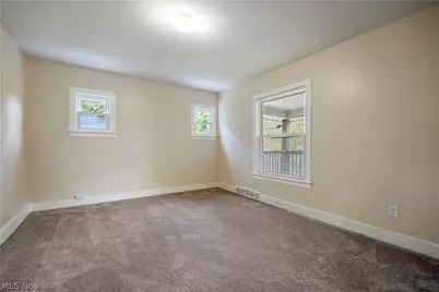 1152 Manning Avenue, Akron, OH 44307 - Photo 25