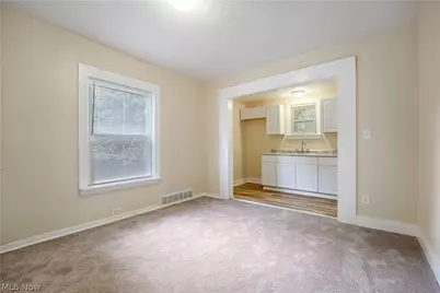 1152 Manning Avenue, Akron, OH 44307 - Photo 7