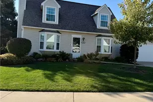 7550 Chandler Ct, Sagamore Hills, OH 44067 - Photo 3