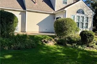 7550 Chandler Ct, Sagamore Hills, OH 44067 - Photo 35