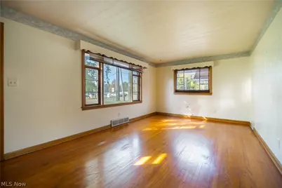 4116 Middlebranch Avenue NE, Canton, OH 44705 - Photo 5