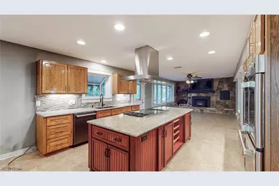 2878 Sunnybrook Road, Mogadore, OH 44260 - Photo 15