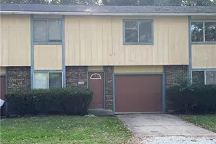4264 S Main St, Akron, OH 44319 - Photo 1