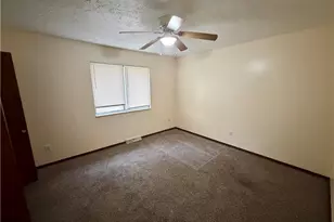 4264 S Main St, Akron, OH 44319 - Photo 19