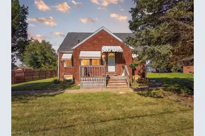 2459 Georgetown Road NE, Canton, OH 44704 - Photo 1