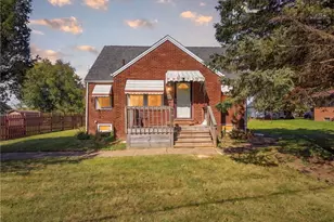 2459 Georgetown Rd NE, Canton, OH 44704 - Photo 1