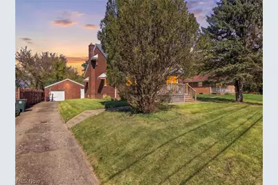 2459 Georgetown Road NE, Canton, OH 44704 - Photo 3