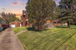 2459 Georgetown Rd NE, Canton, OH 44704 - Photo 3