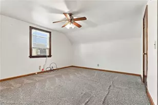 2459 Georgetown Rd NE, Canton, OH 44704 - Photo 21