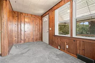 2459 Georgetown Rd NE, Canton, OH 44704 - Photo 9