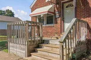 2459 Georgetown Rd NE, Canton, OH 44704 - Photo 7