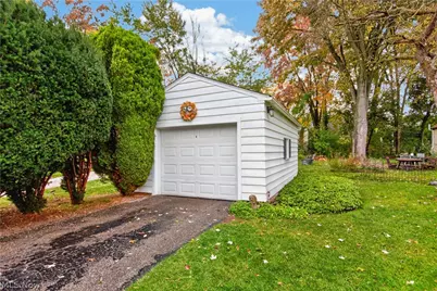 240 Idlewild Street, Akron, OH 44313 - Photo 29