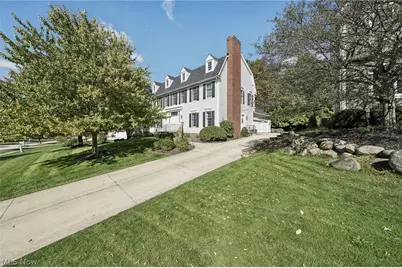107 Blackberry Drive, Hudson, OH 44236 - Photo 3