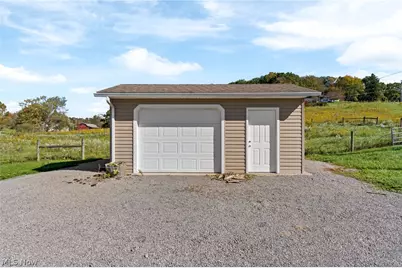 7385 Kemary Avenue SW, Navarre, OH 44662 - Photo 25