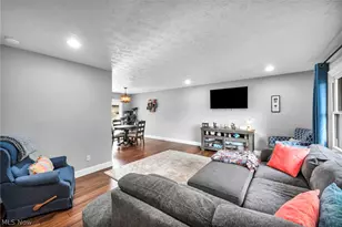 3246 Woodington Ave SW, Canton, OH 44706 - Photo 5