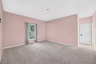 2084 Jennifer St, Akron, OH 44313 - Photo 13