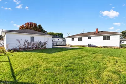 1815 W 28th Street, Lorain, OH 44052 - Photo 5