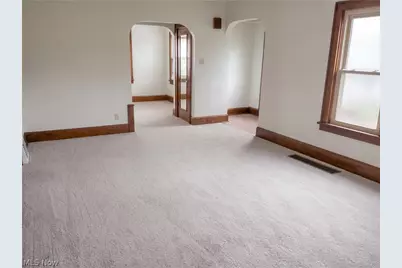 113 Market Street S, East Canton, OH 44730 - Photo 15