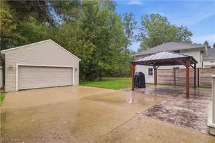 130 Forest Hill Dr, Avon Lake, OH 44012 - Photo 33