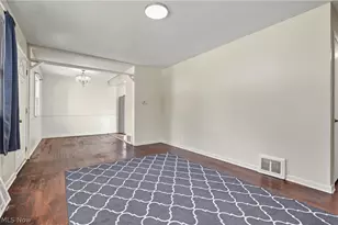 526 Meadow Ln, Cuyahoga Falls, OH 44221 - Photo 5