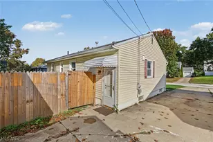 526 Meadow Ln, Cuyahoga Falls, OH 44221 - Photo 25