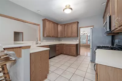 6780 Shiloh Street NW, Canton, OH 44708 - Photo 7