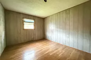 10715 Orrville St NW, Massillon, OH 44647 - Photo 9