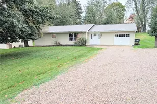 270 E Highland Dr, Zanesville, OH 43701 - Photo 3