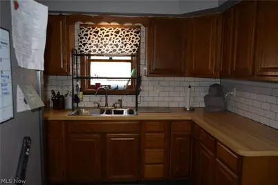 407 W Herrick Avenue, Wellington, OH 44090 - Photo 9
