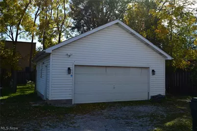 407 W Herrick Avenue, Wellington, OH 44090 - Photo 27