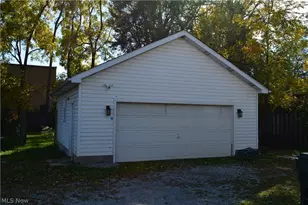 407 W Herrick Ave, Wellington, OH 44090 - Photo 27