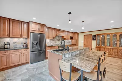 513 Somerset Road, Akron, OH 44313 - Photo 17
