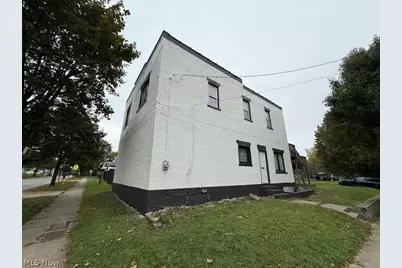 781 Lovers Lane, Akron, OH 44306 - Photo 3