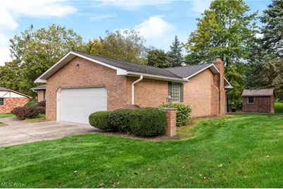 5727 Eastview Street, Louisville, OH 44641 - Photo 3