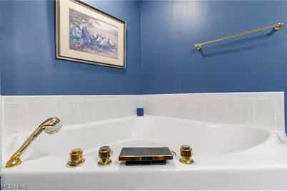 5727 Eastview Street, Louisville, OH 44641 - Photo 23