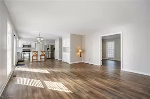 5644 Beverly Ave NE, Canton, OH 44721 - Photo 9