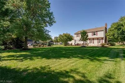 5644 Beverly Avenue NE, Canton, OH 44721 - Photo 3