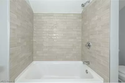 1444 Oakwood Avenue, Akron, OH 44301 - Photo 29