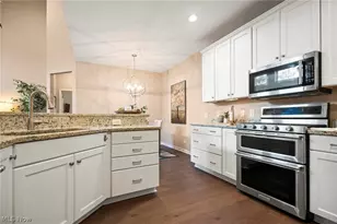 33249 Belladon Ct, Avon Lake, OH 44012 - Photo 15