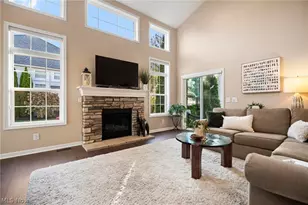 33249 Belladon Ct, Avon Lake, OH 44012 - Photo 7
