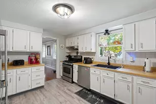 1047 Berkshire Dr, Macedonia, OH 44056 - Photo 9
