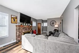 333 S Silver St, Louisville, OH 44641 - Photo 17