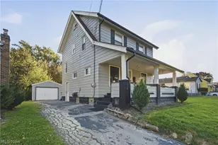 2205 Burbank Ave, Youngstown, OH 44509 - Photo 3