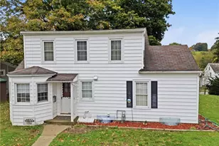 373 Cross St, Newcomerstown, OH 43832 - Photo 3