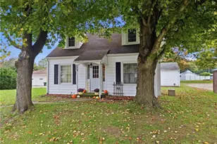373 Cross St, Newcomerstown, OH 43832 - Photo 9
