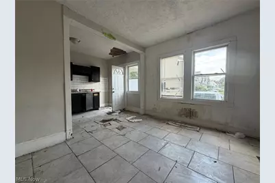 2082 W 98th Street, Loveland, OH 44102 - Photo 5